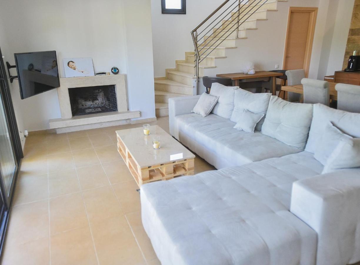 קריופיגי Villa Danai מראה חיצוני תמונה